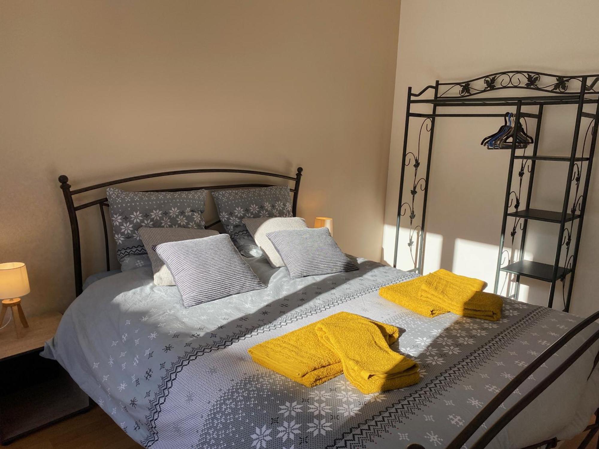 Parking Prive Gratuit, Balcon, 2 Chambres 克莱蒙费朗 外观 照片